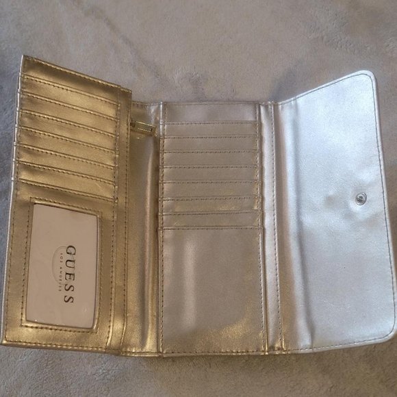 Guess Wallet - Picture 2 of 3